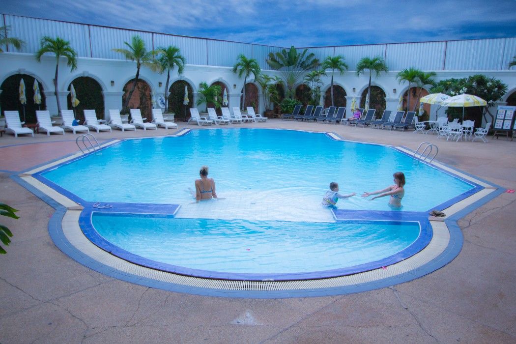 Grand Sole Pattaya Beach Hotel Экстерьер фото