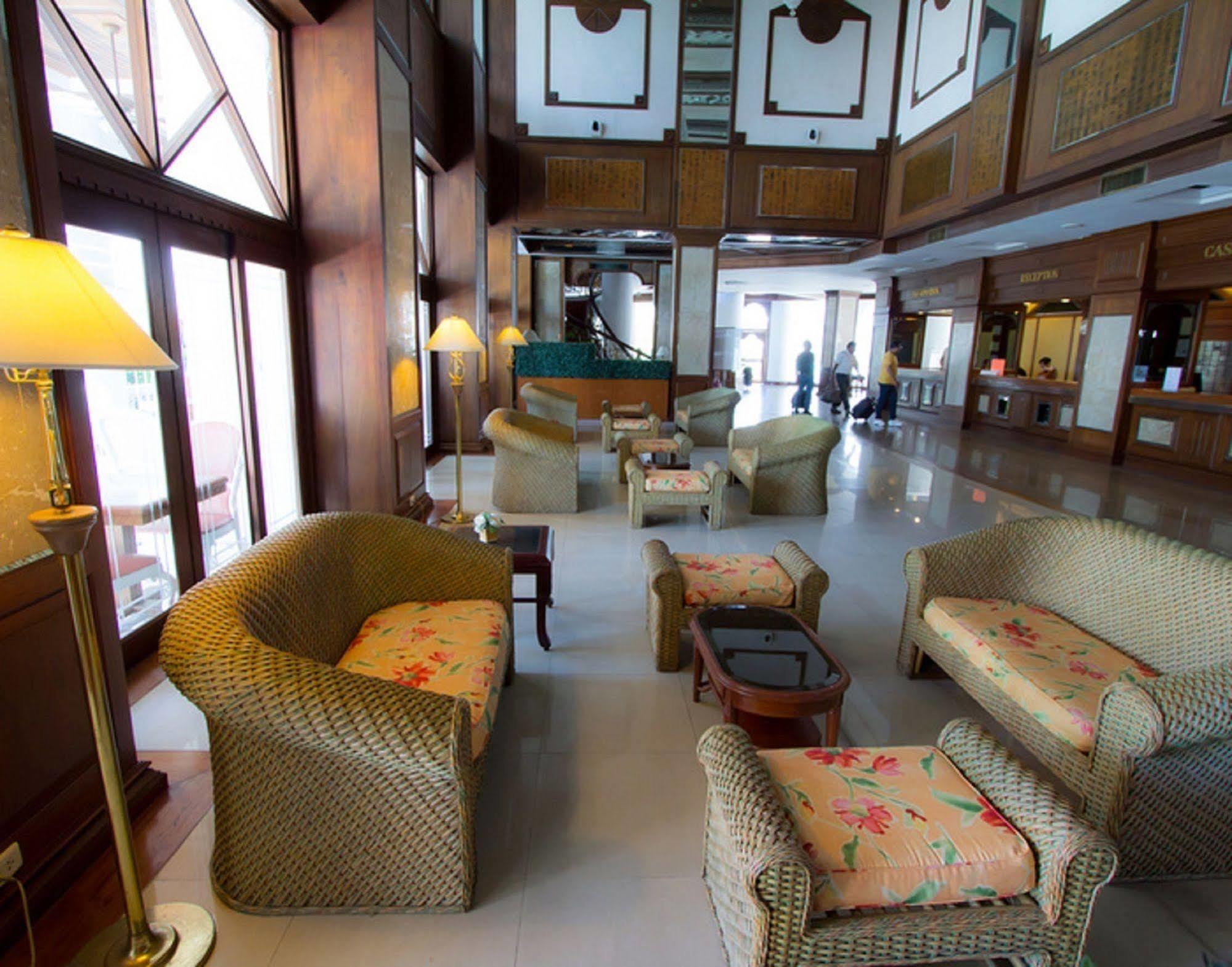 Grand Sole Pattaya Beach Hotel Экстерьер фото