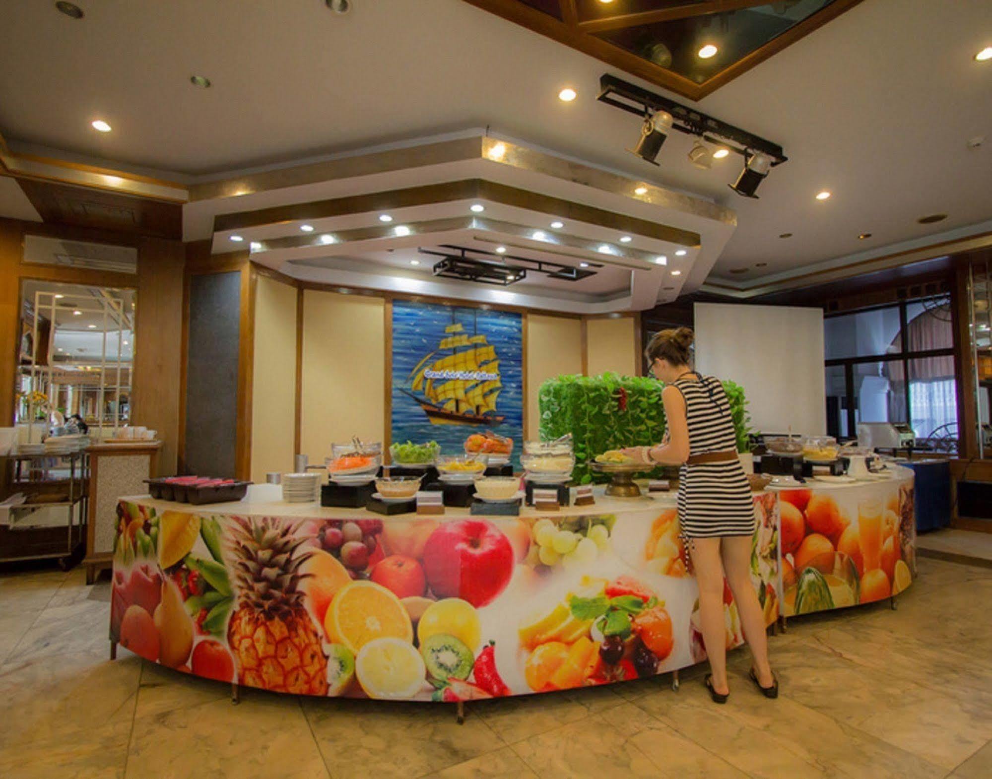 Grand Sole Pattaya Beach Hotel Экстерьер фото