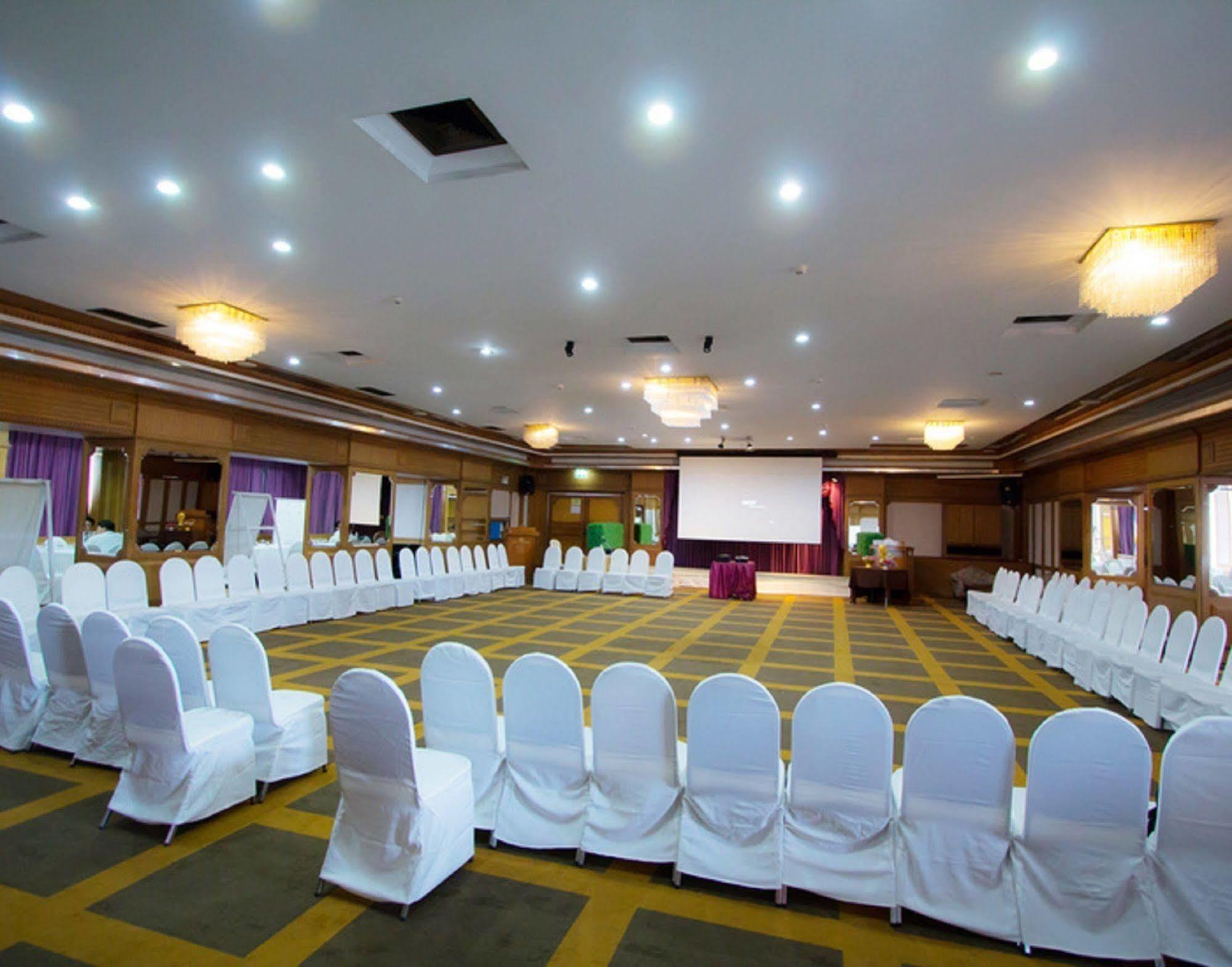 Grand Sole Pattaya Beach Hotel Экстерьер фото