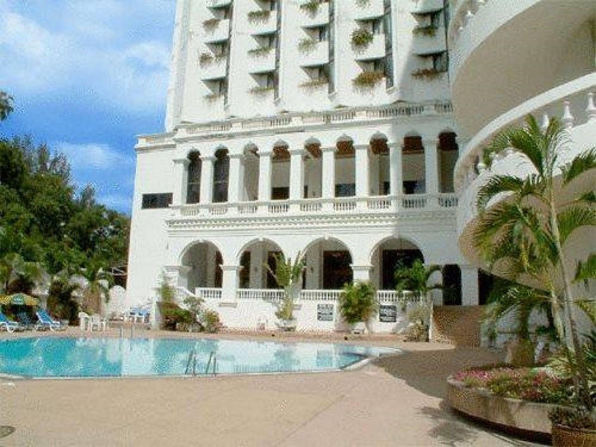 Grand Sole Pattaya Beach Hotel Экстерьер фото